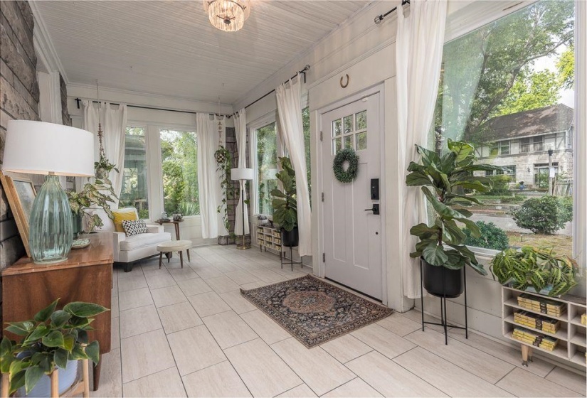 8 EVERGREEN ST, Memphis, Tennessee 38104, 4 Bedrooms Bedrooms, 9 Rooms Rooms,2.1 BathroomsBathrooms,Residential,For Sale,EVERGREEN,10224306