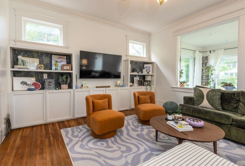 8 EVERGREEN ST, Memphis, Tennessee 38104, 4 Bedrooms Bedrooms, 9 Rooms Rooms,2.1 BathroomsBathrooms,Residential,For Sale,EVERGREEN,10224306
