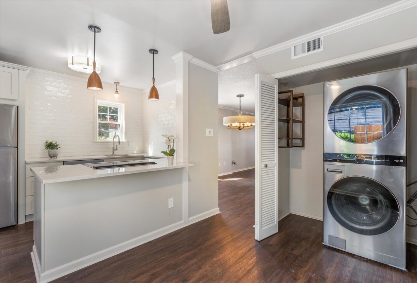 529 PEABODY SQ, Memphis, Tennessee 38104, 2 Bedrooms Bedrooms, 5 Rooms Rooms,1.2 BathroomsBathrooms,Residential,For Sale,PEABODY,10224312
