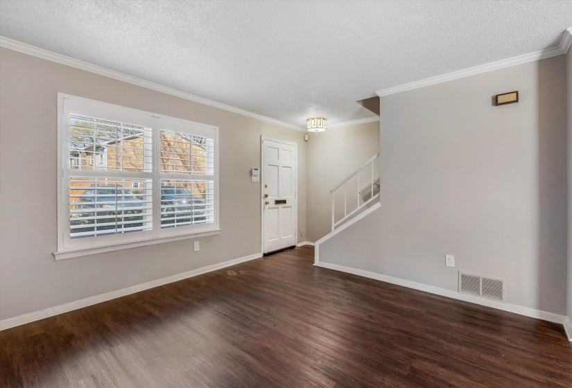 529 PEABODY SQ, Memphis, Tennessee 38104, 2 Bedrooms Bedrooms, 5 Rooms Rooms,1.2 BathroomsBathrooms,Residential,For Sale,PEABODY,10224312