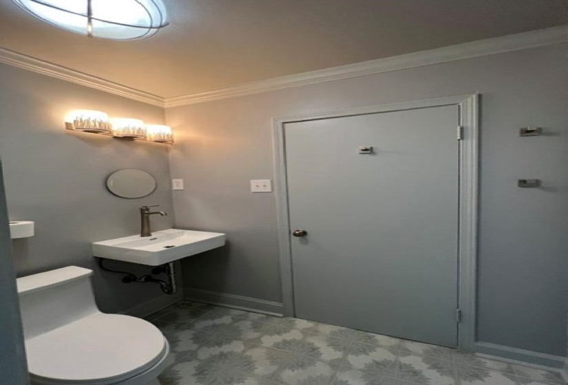 529 PEABODY SQ, Memphis, Tennessee 38104, 2 Bedrooms Bedrooms, 5 Rooms Rooms,1.2 BathroomsBathrooms,Residential,For Sale,PEABODY,10224312