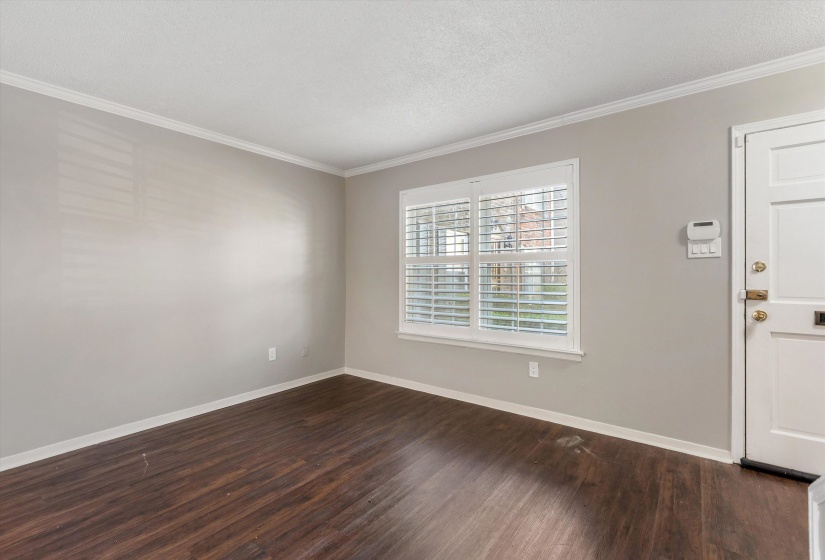 529 PEABODY SQ, Memphis, Tennessee 38104, 2 Bedrooms Bedrooms, 5 Rooms Rooms,1.2 BathroomsBathrooms,Residential,For Sale,PEABODY,10224312