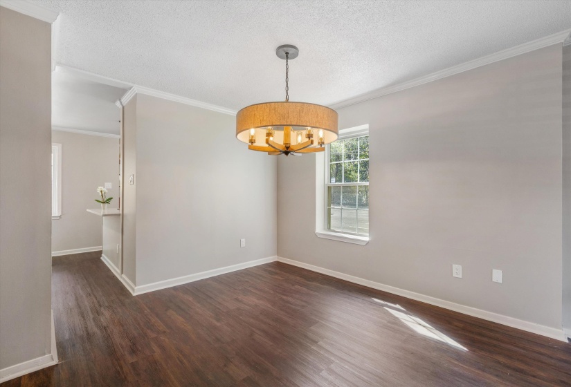 529 PEABODY SQ, Memphis, Tennessee 38104, 2 Bedrooms Bedrooms, 5 Rooms Rooms,1.2 BathroomsBathrooms,Residential,For Sale,PEABODY,10224312