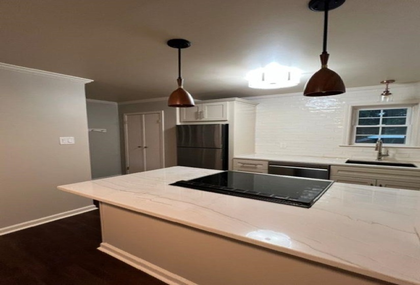 529 PEABODY SQ, Memphis, Tennessee 38104, 2 Bedrooms Bedrooms, 5 Rooms Rooms,1.2 BathroomsBathrooms,Residential,For Sale,PEABODY,10224312