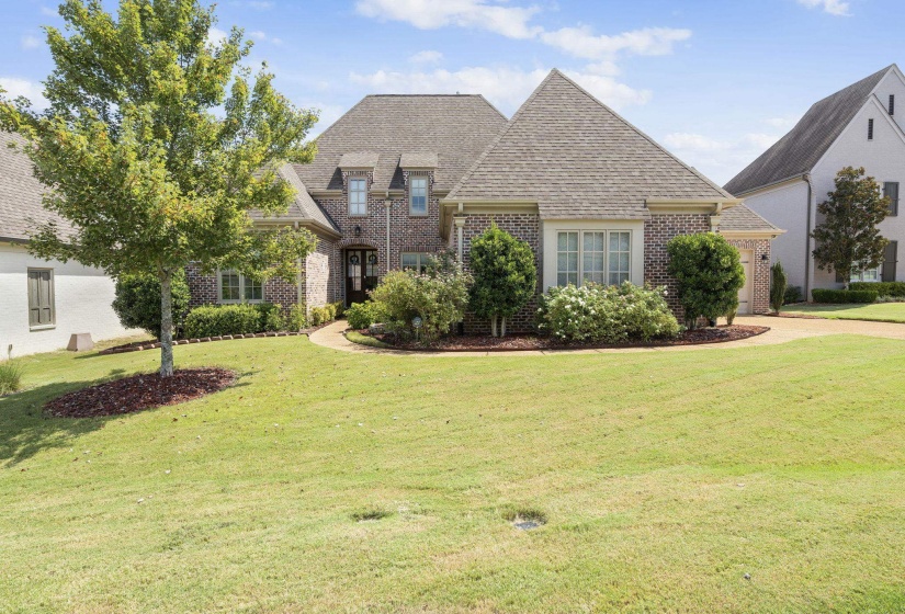 707 JUSTANA DR, Unincorporated, Tennessee 38017, 5 Bedroom Bedrooms, 9 Room Rooms,3 BathroomBathrooms,Residential,For Sale,JUSTANA,0,10224314