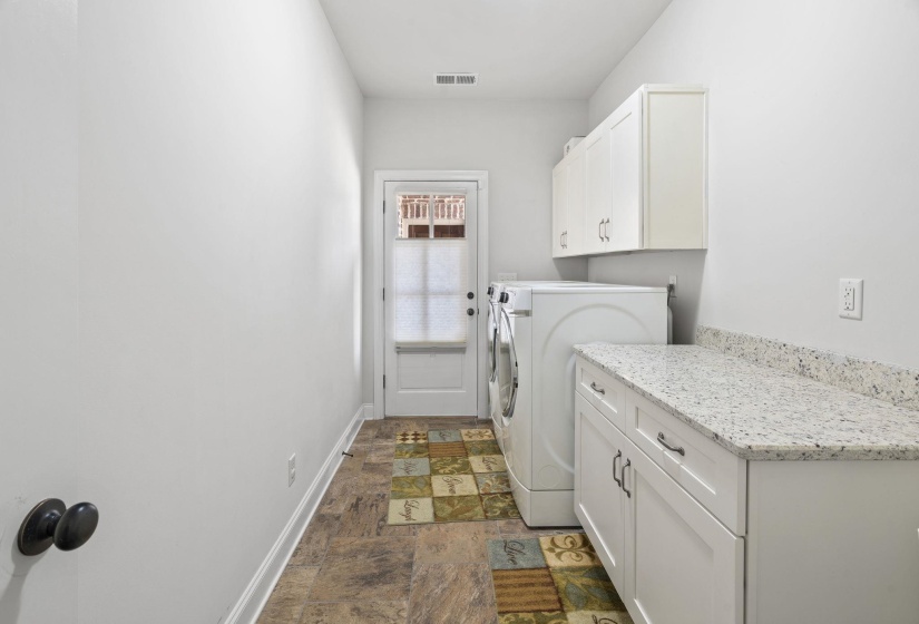 707 JUSTANA DR, Unincorporated, Tennessee 38017, 5 Bedroom Bedrooms, 9 Room Rooms,3 BathroomBathrooms,Residential,For Sale,JUSTANA,0,10224314