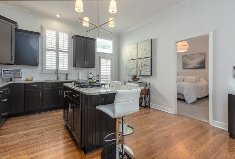 1014 HARBOR BEND CIR, Memphis, Tennessee 38103, 3 Bedrooms Bedrooms, 5 Rooms Rooms,3 BathroomsBathrooms,Residential,For Sale,HARBOR BEND,10224315
