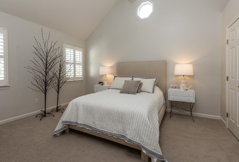 1014 HARBOR BEND CIR, Memphis, Tennessee 38103, 3 Bedrooms Bedrooms, 5 Rooms Rooms,3 BathroomsBathrooms,Residential,For Sale,HARBOR BEND,10224315