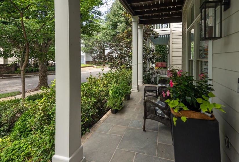 1014 HARBOR BEND CIR, Memphis, Tennessee 38103, 3 Bedrooms Bedrooms, 5 Rooms Rooms,3 BathroomsBathrooms,Residential,For Sale,HARBOR BEND,10224315
