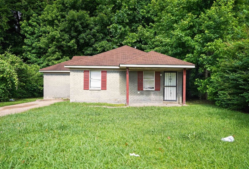 3795 BLACK FORREST DR, Memphis, Tennessee 38128, 3 Bedrooms Bedrooms, 7 Rooms Rooms,2 BathroomsBathrooms,Residential,For Sale,BLACK FORREST,10224318