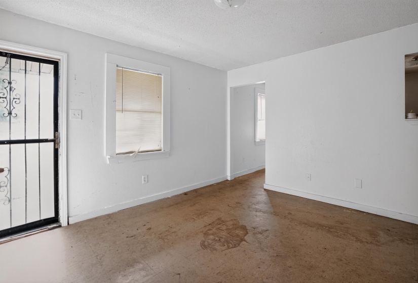 3795 BLACK FORREST DR, Memphis, Tennessee 38128, 3 Bedrooms Bedrooms, 7 Rooms Rooms,2 BathroomsBathrooms,Residential,For Sale,BLACK FORREST,10224318