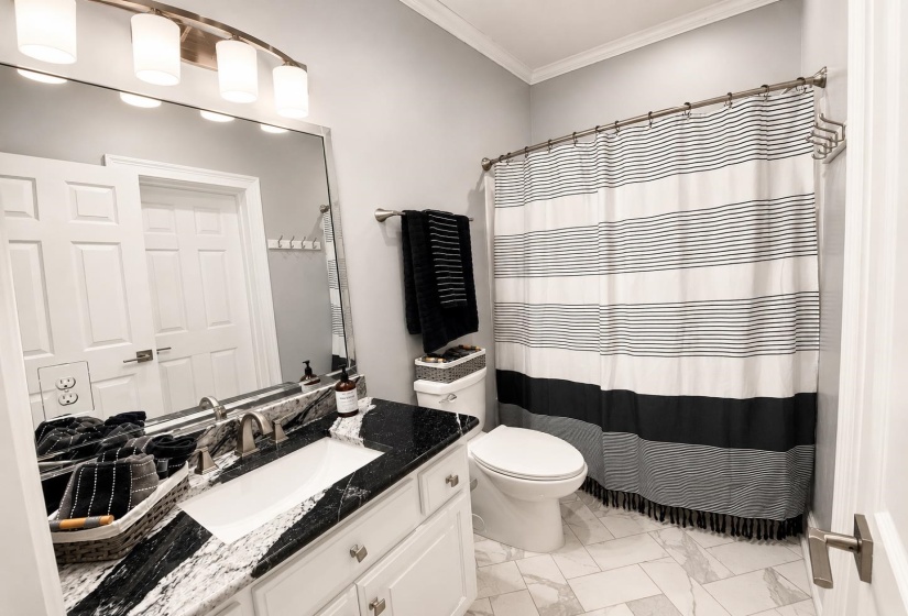 155 TIDEWATER PT, Savannah, Tennessee 38372, 4 Bedroom Bedrooms, 8 Room Rooms,3.1 BathroomBathrooms,Residential,For Sale,TIDEWATER,0,10224321