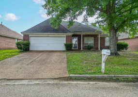 7761 ROXSHIRE CV, Memphis, Tennessee 38125, 3 Bedrooms Bedrooms, 5 Rooms Rooms,2 BathroomsBathrooms,Residential,For Sale,ROXSHIRE,10224326 7761 ROXSHIRE CV, Memphis, Tennessee 38125, 3 Bedrooms Bedrooms, 5 Rooms Rooms,2 BathroomsBathrooms,Residential,For Sale,ROXSHIRE,10224326