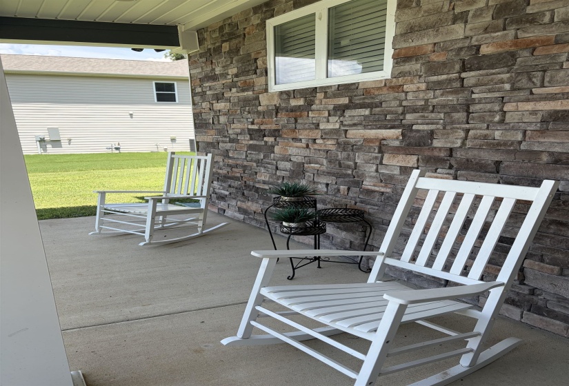 10 MISTY BIRCH LN, Oakland, Tennessee 38060, 4 Bedroom Bedrooms, 8 Room Rooms,2.1 BathroomBathrooms,Residential,For Sale,MISTY BIRCH,0,10224329