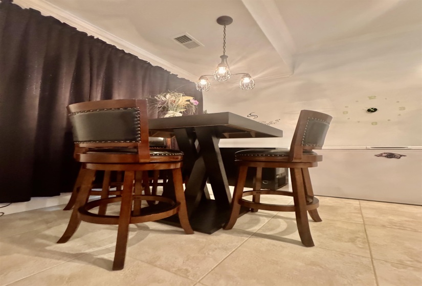 195 LAUREL GLEN DR, Oakland, Tennessee 38060, 5 Bedrooms Bedrooms, 8 Rooms Rooms,3 BathroomsBathrooms,Residential,For Sale,LAUREL GLEN,10224335