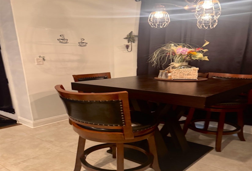 195 LAUREL GLEN DR, Oakland, Tennessee 38060, 5 Bedrooms Bedrooms, 8 Rooms Rooms,3 BathroomsBathrooms,Residential,For Sale,LAUREL GLEN,10224335