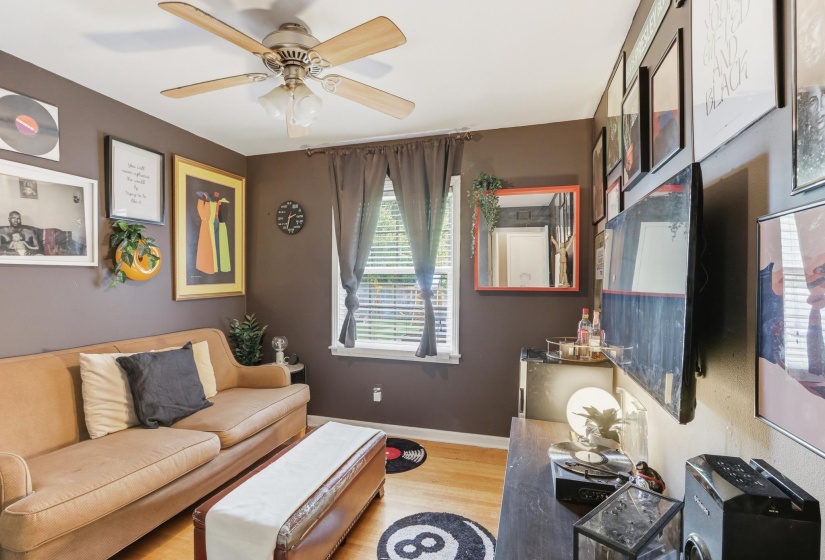 1614 STERLING DR, Memphis, Tennessee 38119, 4 Bedroom Bedrooms, 7 Room Rooms,1.1 BathroomBathrooms,Residential,For Sale,STERLING,0,10224359