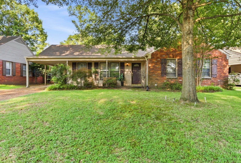 1614 STERLING DR, Memphis, Tennessee 38119, 4 Bedroom Bedrooms, 7 Room Rooms,1.1 BathroomBathrooms,Residential,For Sale,STERLING,0,10224359