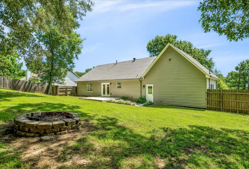 1094 NELSON DR, Brighton, Tennessee 38011, 3 Bedrooms Bedrooms, 7 Rooms Rooms,2 BathroomsBathrooms,Residential,For Sale,NELSON,10224362