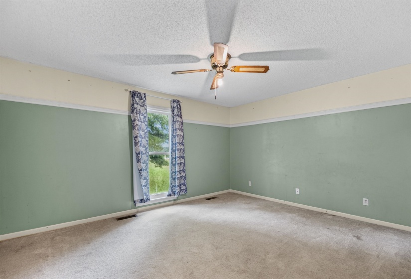 43 HASTINGS WAY, Covington, Tennessee 38019, 4 Bedrooms Bedrooms, 8 Rooms Rooms,2 BathroomsBathrooms,Residential,For Sale,HASTINGS,10224363
