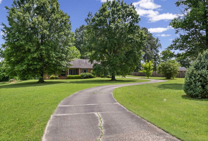 43 HASTINGS WAY, Covington, Tennessee 38019, 4 Bedrooms Bedrooms, 8 Rooms Rooms,2 BathroomsBathrooms,Residential,For Sale,HASTINGS,10224363
