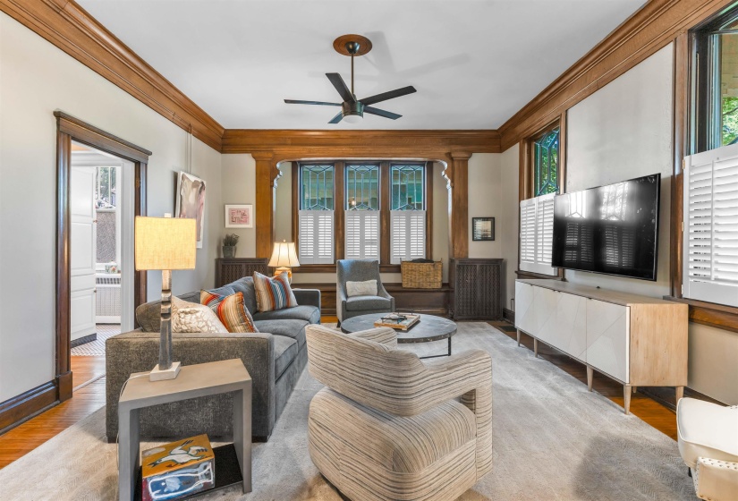 1657 PEABODY AVE, Memphis, Tennessee 38104, 4 Bedrooms Bedrooms, 12 Rooms Rooms,4.1 BathroomsBathrooms,Residential,For Sale,PEABODY,10224364