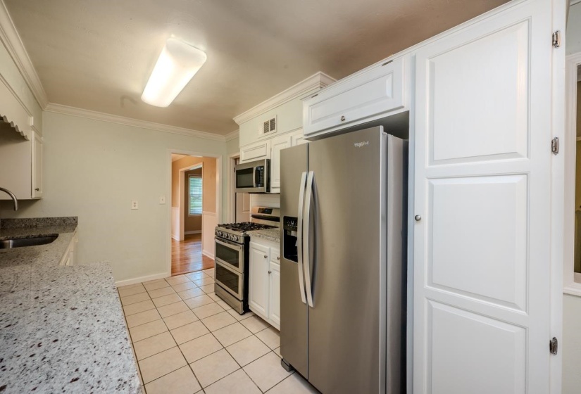 289 MARY ANN DR, Memphis, Tennessee 38117, 3 Bedrooms Bedrooms, 7 Rooms Rooms,2 BathroomsBathrooms,Residential,For Sale,MARY ANN,10224366