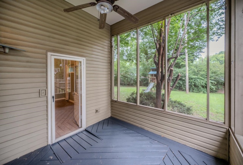 289 MARY ANN DR, Memphis, Tennessee 38117, 3 Bedrooms Bedrooms, 7 Rooms Rooms,2 BathroomsBathrooms,Residential,For Sale,MARY ANN,10224366