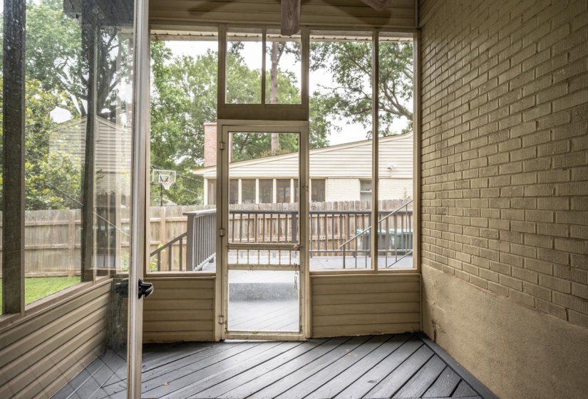 289 MARY ANN DR, Memphis, Tennessee 38117, 3 Bedrooms Bedrooms, 7 Rooms Rooms,2 BathroomsBathrooms,Residential,For Sale,MARY ANN,10224366