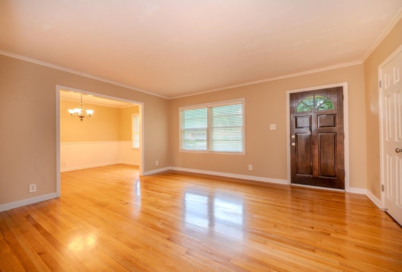 289 MARY ANN DR, Memphis, Tennessee 38117, 3 Bedrooms Bedrooms, 7 Rooms Rooms,2 BathroomsBathrooms,Residential,For Sale,MARY ANN,10224366