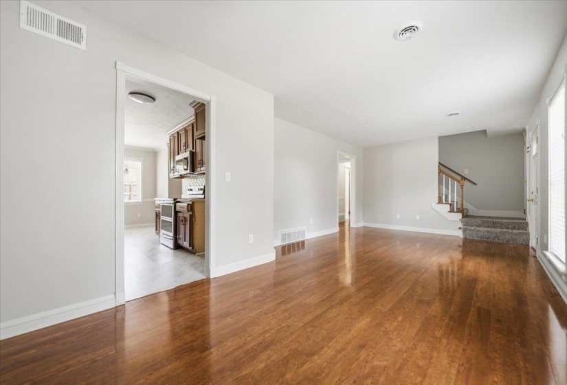 3432 LYNCHBURG ST, Memphis, Tennessee 38134, 4 Bedrooms Bedrooms, 7 Rooms Rooms,2 BathroomsBathrooms,Residential,For Sale,LYNCHBURG,10224367