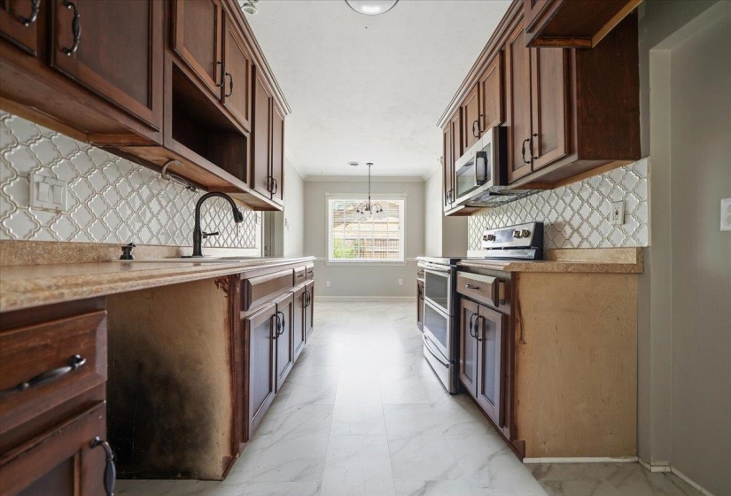 3432 LYNCHBURG ST, Memphis, Tennessee 38134, 4 Bedrooms Bedrooms, 7 Rooms Rooms,2 BathroomsBathrooms,Residential,For Sale,LYNCHBURG,10224367