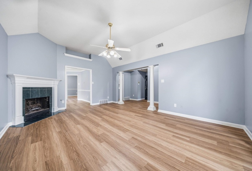 1491 APPLING WOOD CV, Cordova, Tennessee 38016, 3 Bedroom Bedrooms, 6 Room Rooms,2 BathroomBathrooms,Residential,For Sale,APPLING WOOD,0,10224368