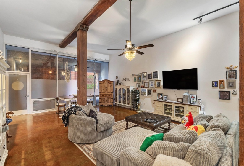 2 G E PATTERSON AVE, Memphis, Tennessee 38103, 1 Bedroom Bedrooms, 4 Rooms Rooms,1 BathroomBathrooms,Residential,For Sale,G E PATTERSON,10224369