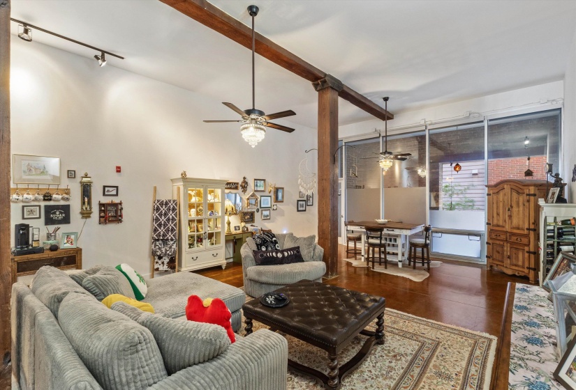 2 G E PATTERSON AVE, Memphis, Tennessee 38103, 1 Bedroom Bedrooms, 4 Rooms Rooms,1 BathroomBathrooms,Residential,For Sale,G E PATTERSON,10224369