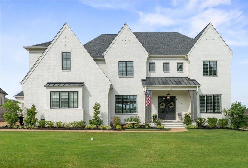 409 SHAMBALA DR, Collierville, Tennessee 38017, 5 Bedrooms Bedrooms, 10 Rooms Rooms,5.1 BathroomsBathrooms,Residential,For Sale,SHAMBALA,10224370