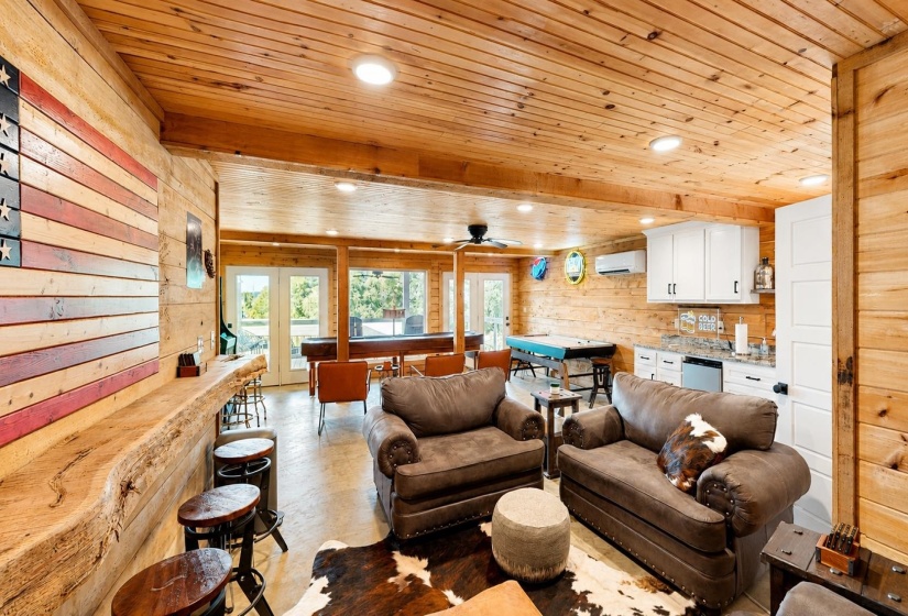 800 RIVER CLIFF LN, Counce, Tennessee 38326, 5 Bedrooms Bedrooms, 7 Rooms Rooms,3.1 BathroomsBathrooms,Residential,For Sale,RIVER CLIFF,10224375
