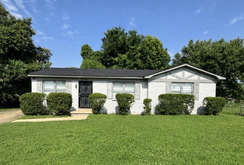 4391 SHADOWLINE CV, Memphis, Tennessee 38109, 3 Bedrooms Bedrooms, 6 Rooms Rooms,1 BathroomBathrooms,Residential,For Sale,SHADOWLINE,10224384