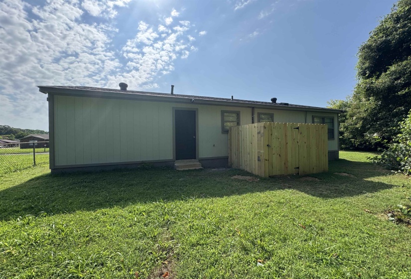 4391 SHADOWLINE CV, Memphis, Tennessee 38109, 3 Bedrooms Bedrooms, 6 Rooms Rooms,1 BathroomBathrooms,Residential,For Sale,SHADOWLINE,10224384