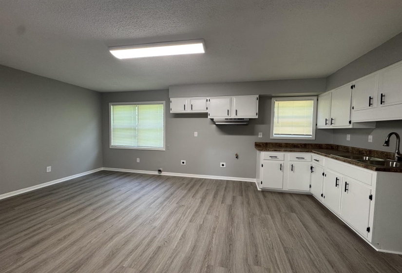 4391 SHADOWLINE CV, Memphis, Tennessee 38109, 3 Bedrooms Bedrooms, 6 Rooms Rooms,1 BathroomBathrooms,Residential,For Sale,SHADOWLINE,10224384