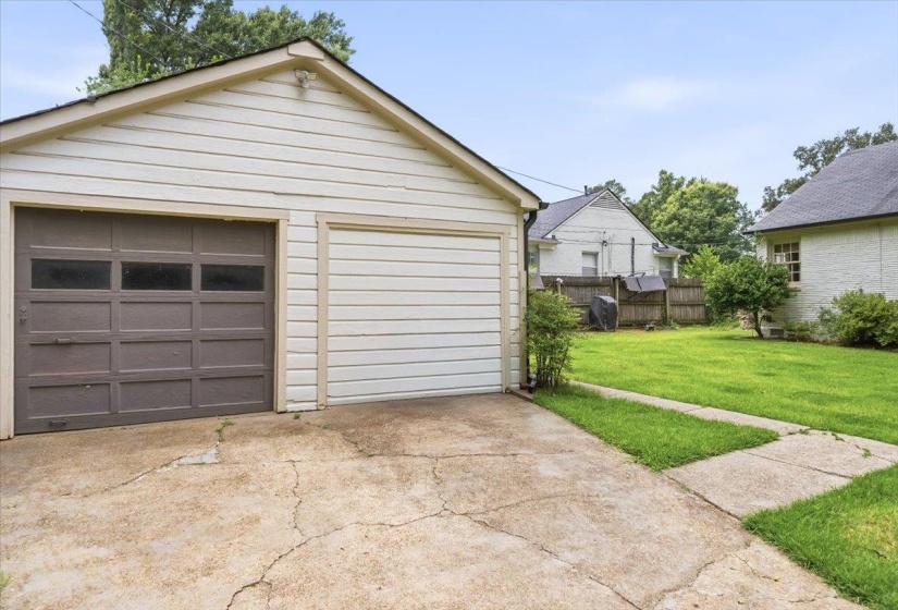 3845 MIMOSA AVE, Memphis, Tennessee 38111, 2 Bedrooms Bedrooms, 6 Rooms Rooms,1 BathroomBathrooms,Residential,For Sale,MIMOSA,10224394