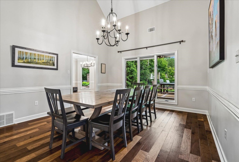 8784 THREE CHIMNEYS DR, Germantown, Tennessee 38138, 5 Bedrooms Bedrooms, 8 Rooms Rooms,4.1 BathroomsBathrooms,Residential,For Sale,THREE CHIMNEYS,10224402