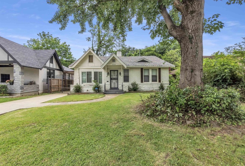 1857 FOSTER AVE, Memphis, Tennessee 38114, 3 Bedrooms Bedrooms, 5 Rooms Rooms,2 BathroomsBathrooms,Residential,For Sale,FOSTER,10224403