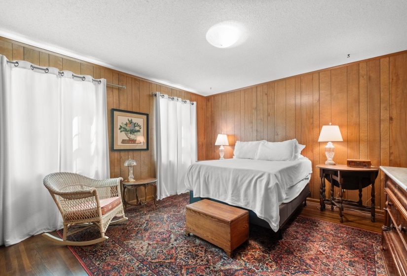 4653 CLEARWATER DR, Memphis, Tennessee 38128, 5 Bedrooms Bedrooms, 10 Rooms Rooms,2.1 BathroomsBathrooms,Residential,For Sale,CLEARWATER,10224404