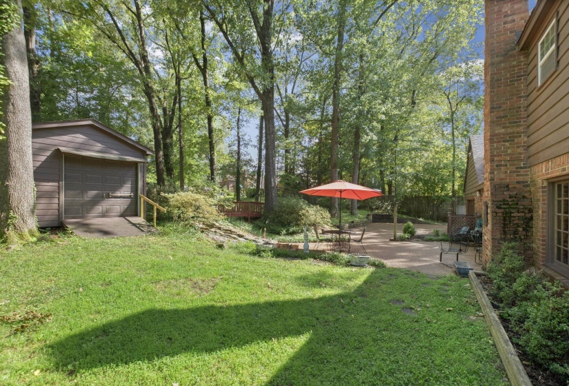 4653 CLEARWATER DR, Memphis, Tennessee 38128, 5 Bedrooms Bedrooms, 10 Rooms Rooms,2.1 BathroomsBathrooms,Residential,For Sale,CLEARWATER,10224404