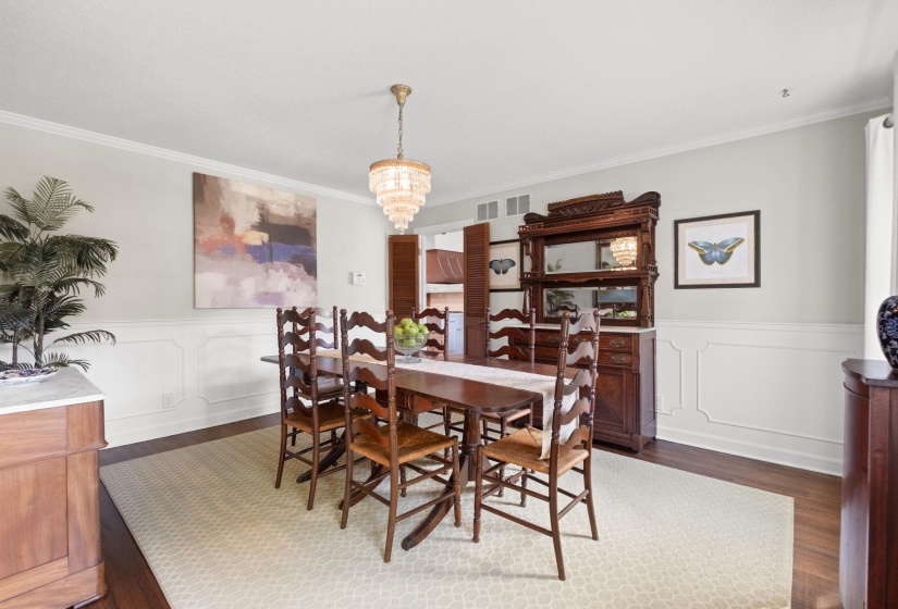 4653 CLEARWATER DR, Memphis, Tennessee 38128, 5 Bedrooms Bedrooms, 10 Rooms Rooms,2.1 BathroomsBathrooms,Residential,For Sale,CLEARWATER,10224404