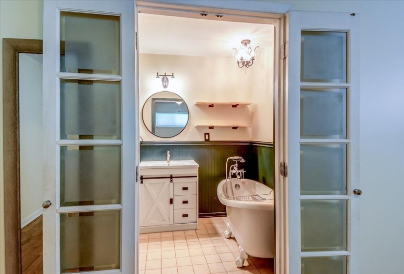 4872 FLAMINGO RD, Memphis, Tennessee 38117, 3 Bedrooms Bedrooms, 7 Rooms Rooms,2 BathroomsBathrooms,Residential,For Sale,FLAMINGO,10224409