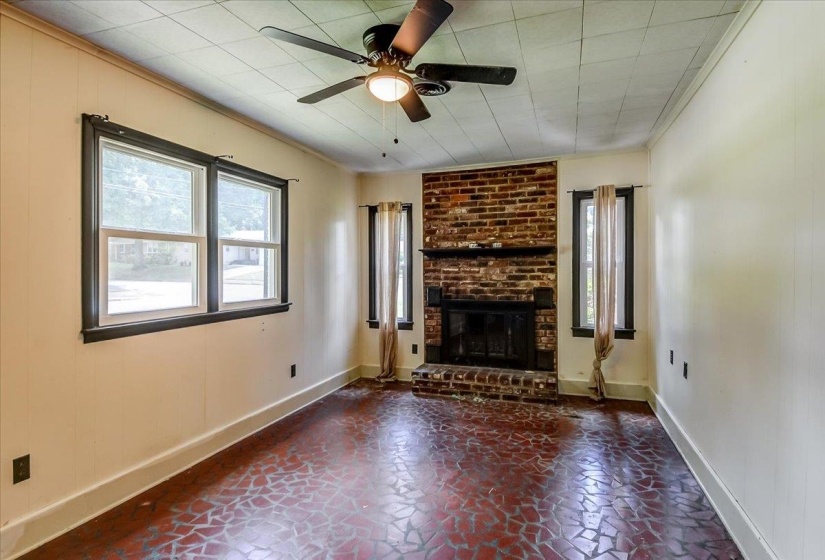 4872 FLAMINGO RD, Memphis, Tennessee 38117, 3 Bedrooms Bedrooms, 7 Rooms Rooms,2 BathroomsBathrooms,Residential,For Sale,FLAMINGO,10224409