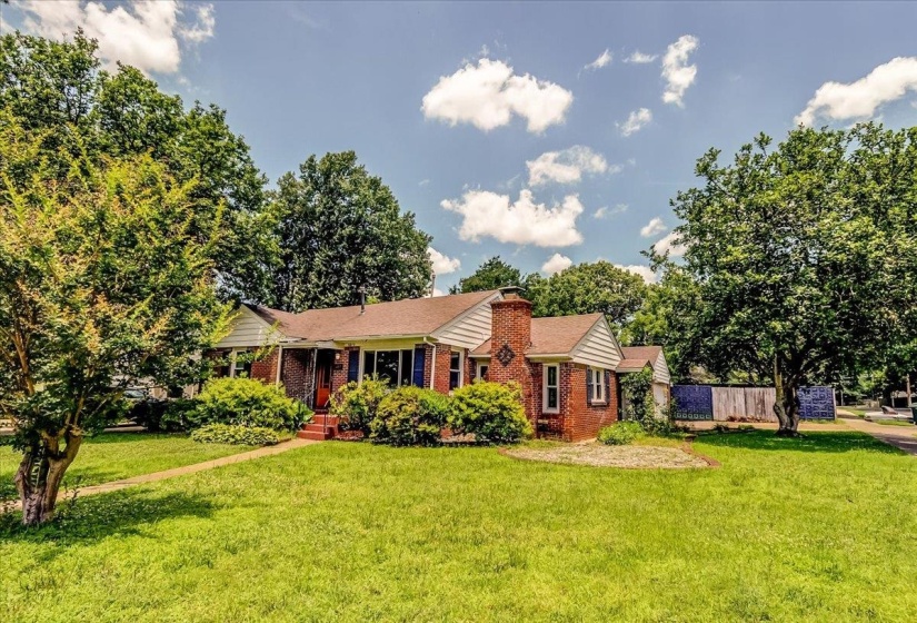 4872 FLAMINGO RD, Memphis, Tennessee 38117, 3 Bedrooms Bedrooms, 7 Rooms Rooms,2 BathroomsBathrooms,Residential,For Sale,FLAMINGO,10224409