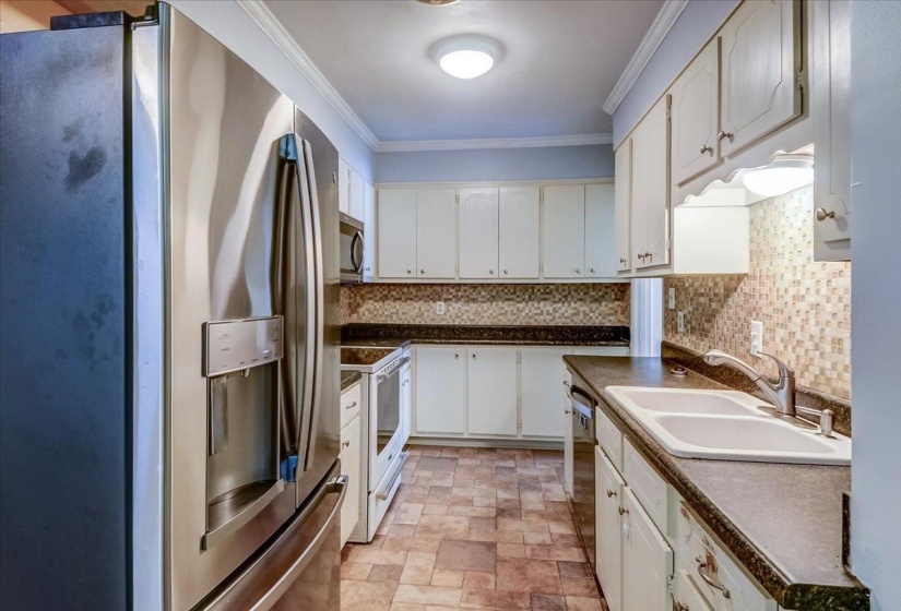 4872 FLAMINGO RD, Memphis, Tennessee 38117, 3 Bedrooms Bedrooms, 7 Rooms Rooms,2 BathroomsBathrooms,Residential,For Sale,FLAMINGO,10224409
